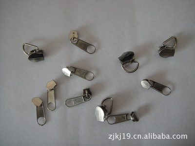 仿水拉鏈專(zhuān)用的反穿拉頭 價(jià)格、廠家與產(chǎn)品解析